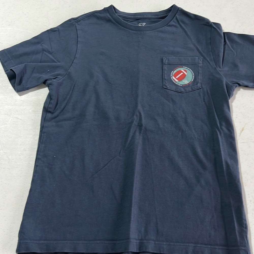 Vineyard Vines Boys T-Shirt size Small 8-10 Football theme